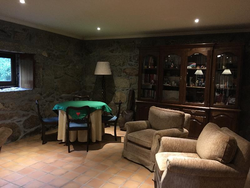 Bergui Guesthouse - ギマランイス エクステリア 写真