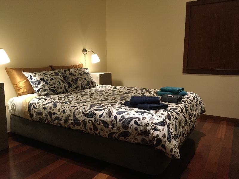 Bergui Guesthouse - ギマランイス エクステリア 写真